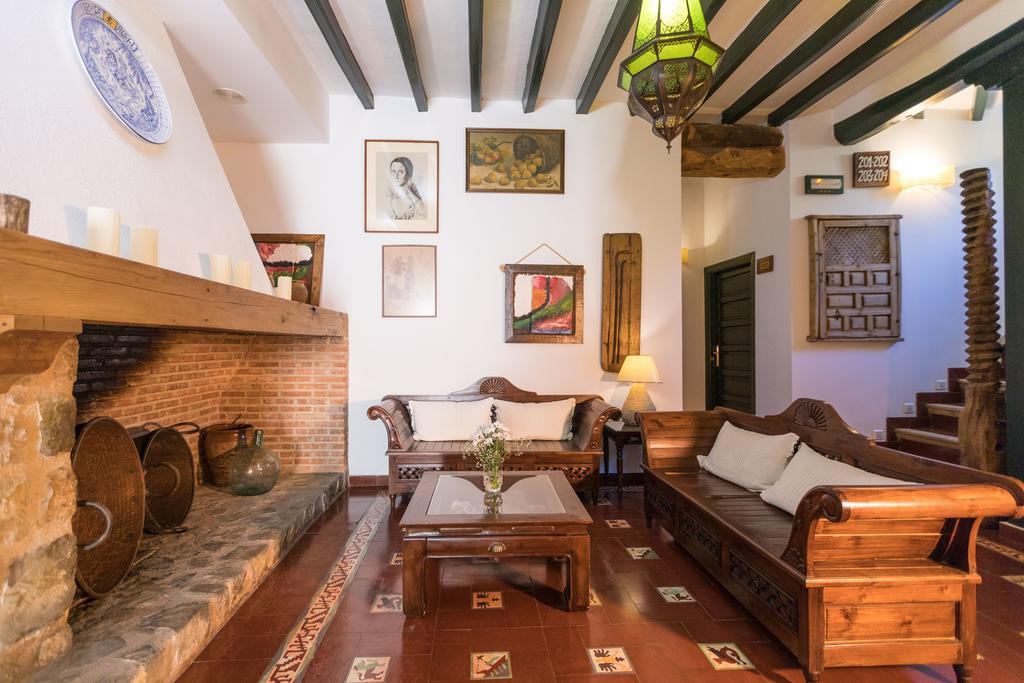 Calerilla Hotel (Adults Only) Burunchel Екстериор снимка