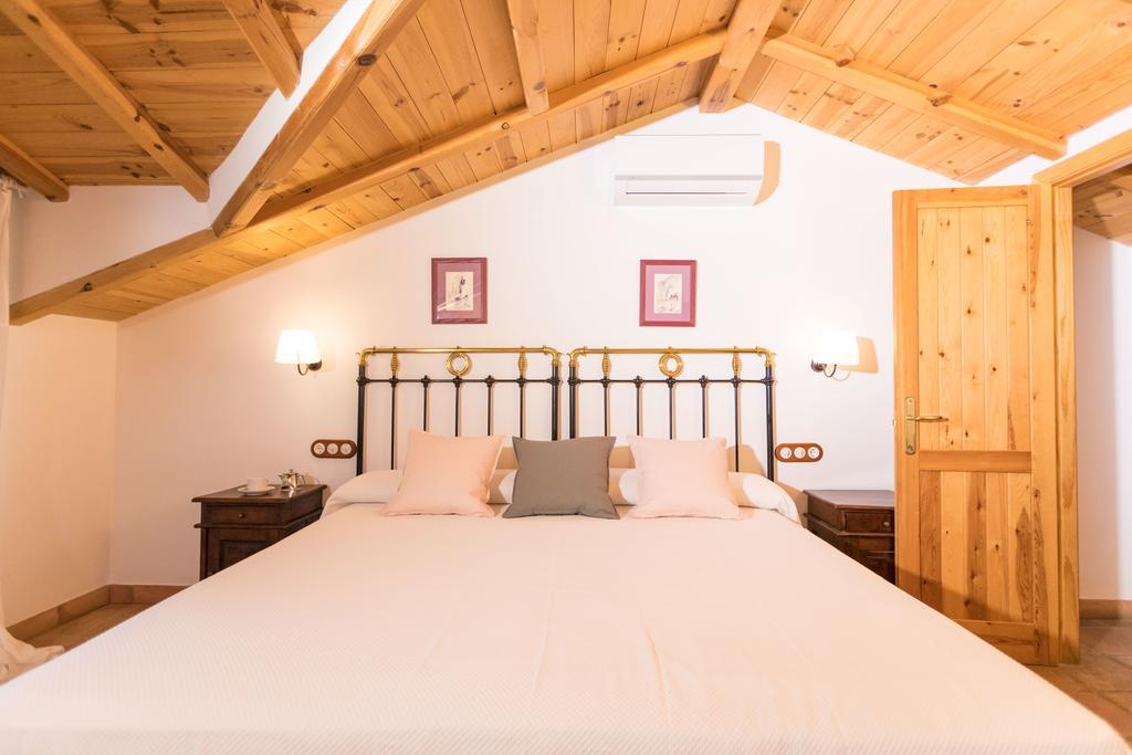 Calerilla Hotel (Adults Only) Burunchel Екстериор снимка